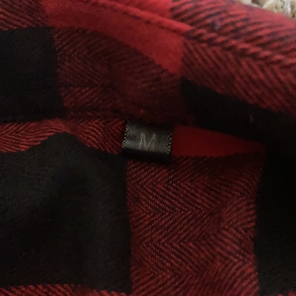 Unbranded Red/Black Buffalo Plaid Flannel Size M - Picture 2 of 2